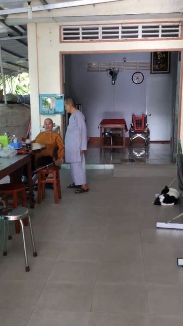 Phật tử ăn sáng - Chùa Linh Phước Vĩnh Long смотреть онлайн