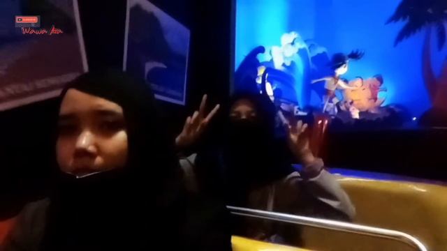 TRANS STUDIO BANDUNG | Jalan-jalan bareng Wawa Ara ... смотреть онлайн