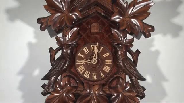 Cuckoo Clock 8-day-movement Carved-Style 40cm by Rombach & Haas смотреть онлайн
