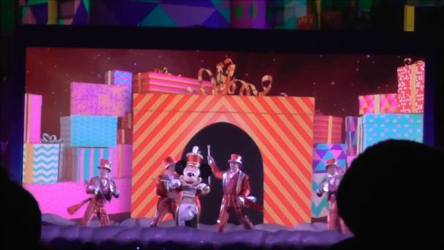 L'incroyable Noël de Dingo - Walt Disney Studios Park - Disneyland Paris смотреть онлайн