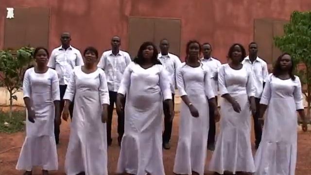 E Jama Kuma filè смотреть онлайн