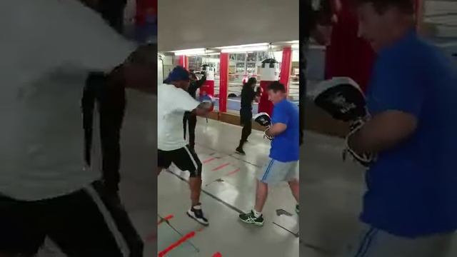 Boxing pads at Islington Boxing Club смотреть онлайн