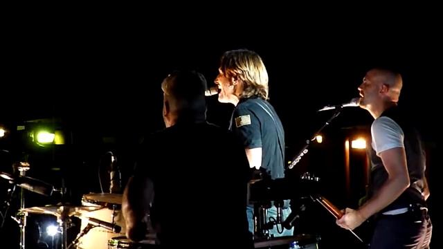 Keith Urban Light the Fuse Cincinnati смотреть онлайн