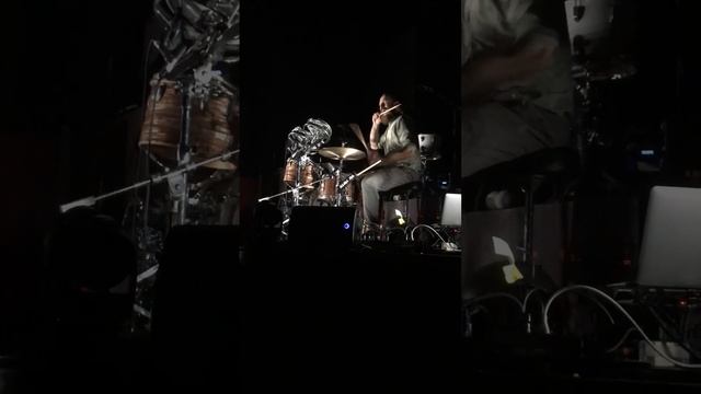 DK the Drummer смотреть онлайн