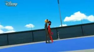 ВСЕ ПОЦЕЛУИ ЛЕДИ БАГ И СУПЕР КОТ