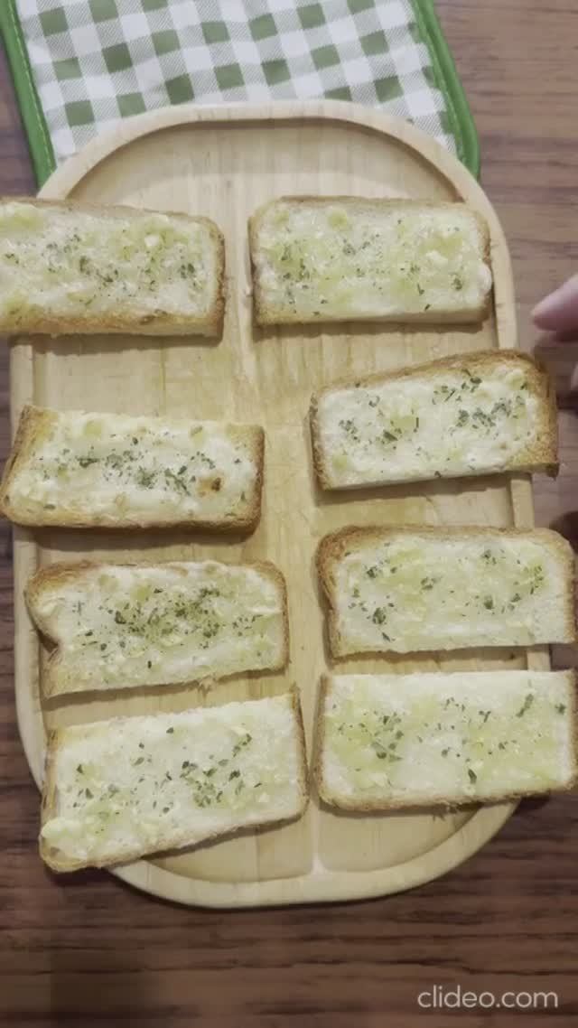 Хрустящий Чесночный хлеб #shorts