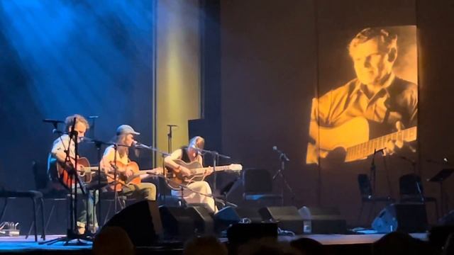 Little Orphan Girl by Andrew Marlin, Courtney Hartman and Jon Stickley - N.C. Guitar Celebration ‘2 смотреть онлайн