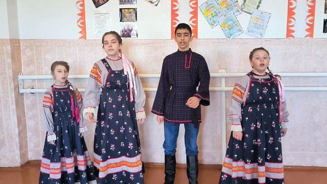🪗фольклорный ансамбль "Сибиряночка" 🪗русская народная песня "Жена мужа била" смотреть онлайн