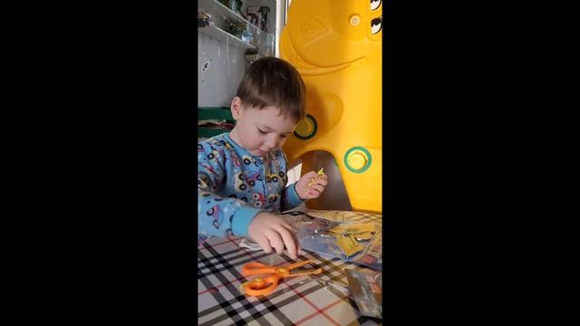 Распаковка растущие динозавры смотреть онлайн