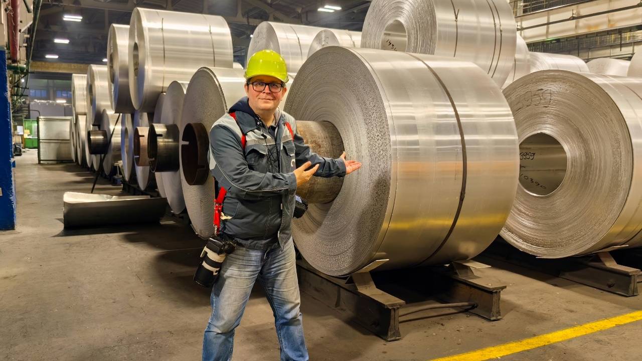 САЯНАЛ - крупнейший в России завод по производству фольги смотреть онлайн