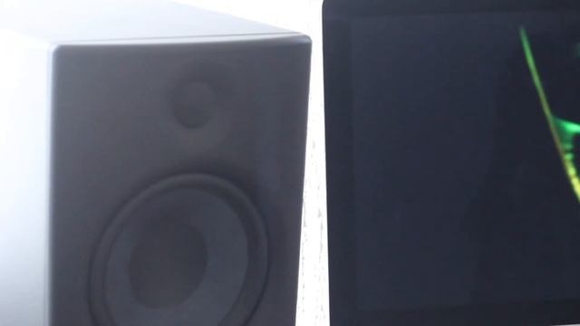 PreSonus Eris E8 Unboxing + Review смотреть онлайн
