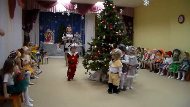 Новый год 2017, младшая группа, д/с 460. СПб смотреть онлайн