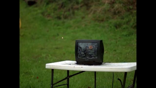 Desert Eagle 50cal at 60,000fps смотреть онлайн