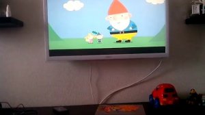 МАЛЕНЬКОЕ  КОРОЛЕВСТВО  БЕНА  И   ХОЛЛИ