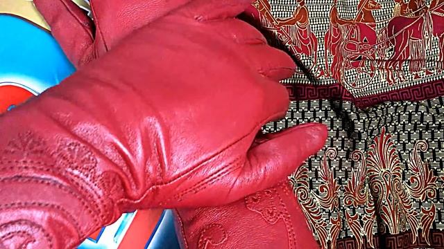 Leather Gloves o○☆*ﾟ¨ﾟ gentle touching and tapping [[ASMR]] смотреть онлайн