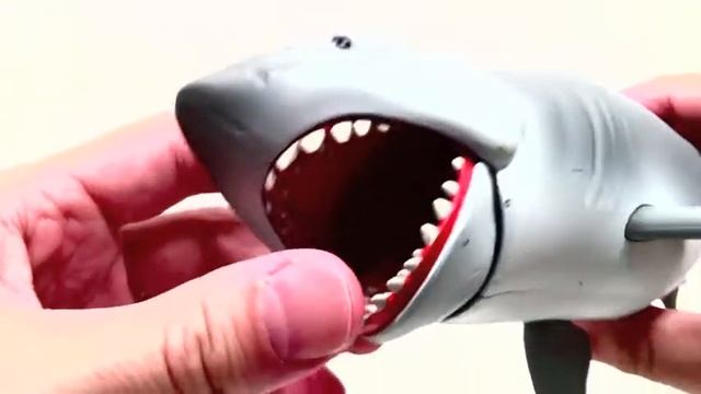 FUNKO RE-ACTION FIGURE JAWS REVIEW! смотреть онлайн