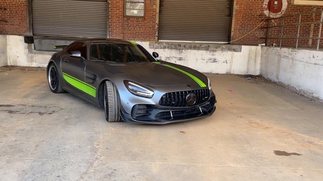 Mercdes Benz AMG GTR Pro Exhaust Sound смотреть онлайн