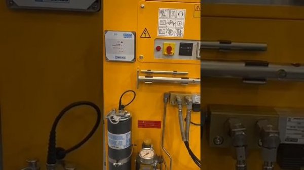 Bauer Compressor PE250 MVE