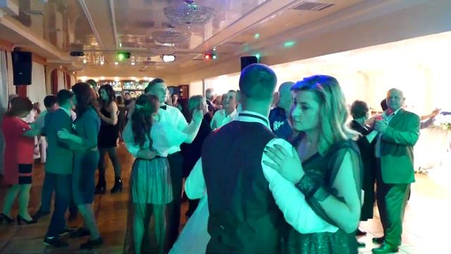 НІЧ ЯКА МІСЯЧНА ЗОРЯНА ЯСНАЯ - ВЕСІЛЬНА ПІСНЯ смотреть онлайн