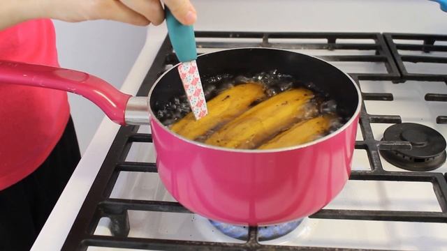 Salvadorian Plantain Vegan Empanadas with Leche Poleada Recipe смотреть онлайн