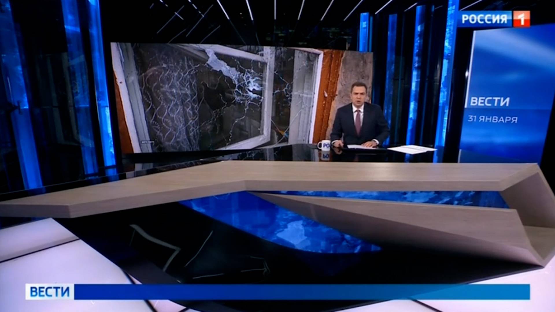 Последствия массированного обстрела Горловки смотреть онлайн
