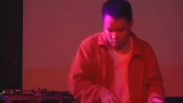 Kid Koala live from the short attention span audio theater tour 4/5 смотреть онлайн