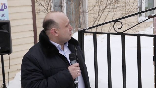 В Соликамске установили памятную доску Нине Степановне Мынка смотреть онлайн