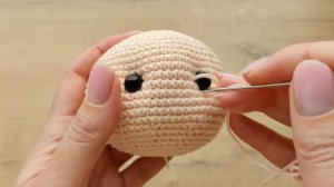 ЛЕГКО И ПРОСТО: Показываю, как сделать утяжки для глаз вязаным игрушкам - проверенный способ