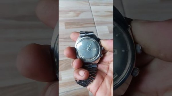 ORIENT Vintage Y469672.4A. Japan Automatic Movement. Keren Lancar.