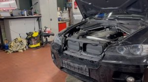 BMW X5 X6 E70 E71 Капот не открывается