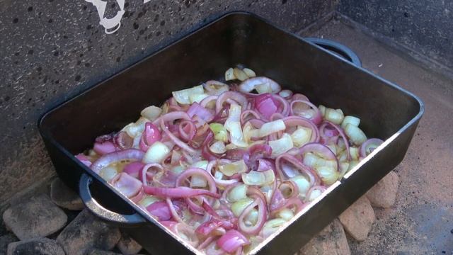 Zwiebel Hähnchen aus dem Dutch Oven смотреть онлайн