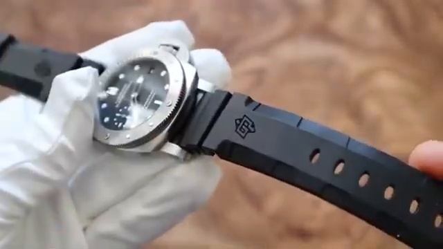 PANERAI SUBMERSIBLE ОБЗОРРО