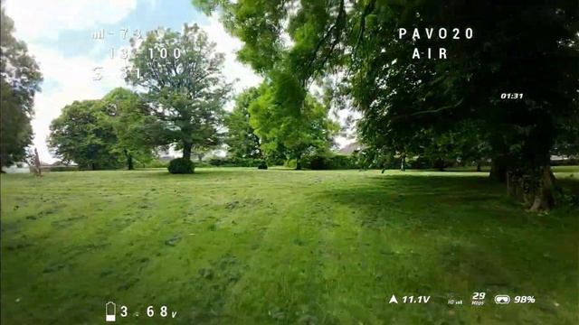 Fpv progression : 25h flight - First time Pavo 20 in the park смотреть онлайн