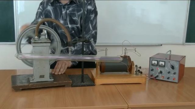 Фізика. Електричний струм у газах смотреть онлайн