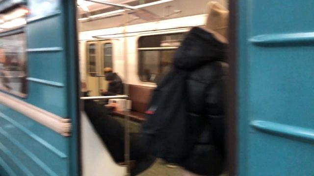 81-717/714.5М Перекраска Московский транспорт и 81-717/714.5М На станции Шипиловская смотреть онлайн
