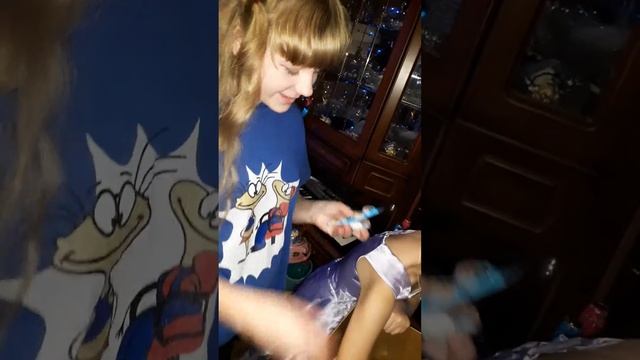 Подарок на новый год. Необычно,но практично. смотреть онлайн