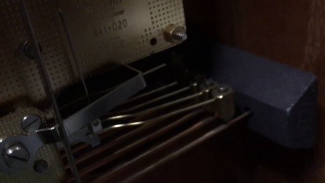 In-depth look at a Howard Miller 612-533 Regulator wall Clock смотреть онлайн