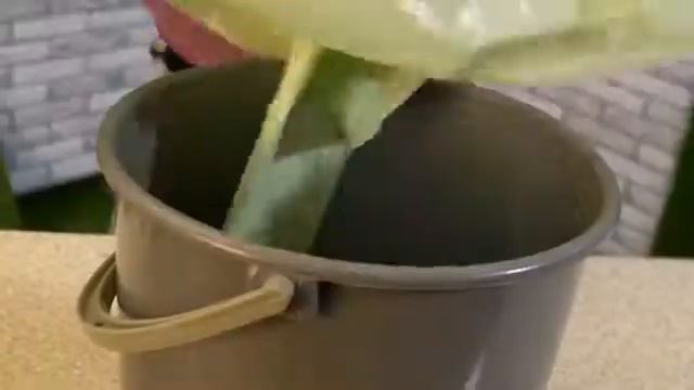 Полезные Советы Удобный дозатор для мусорных пакетов смотреть онлайн