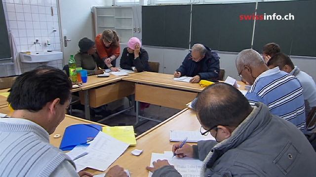 Jobless Europeans flock to Switzerland смотреть онлайн