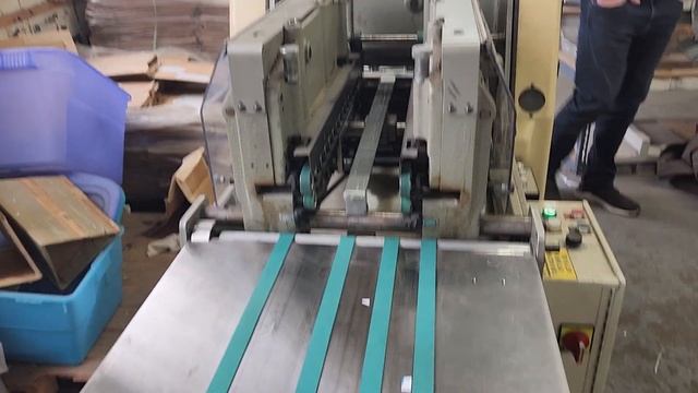 2003 Rosback 250 SA Three Knife Trimmer смотреть онлайн