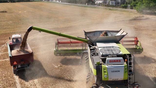 Claas Lexion 8700 + Convio 1080 | Žně 2022 | Volvo FH 460 | Zetor Cristal 12145 | Drone Shots смотреть онлайн