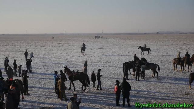 Айтымбетовтар әулетінен тараған Рысбай атамызға Кенже апамызға арналған ас көкпары Қызыл көпір ауыл смотреть онлайн