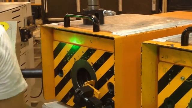 Формовочный станок YLM FM 63A2 смотреть онлайн