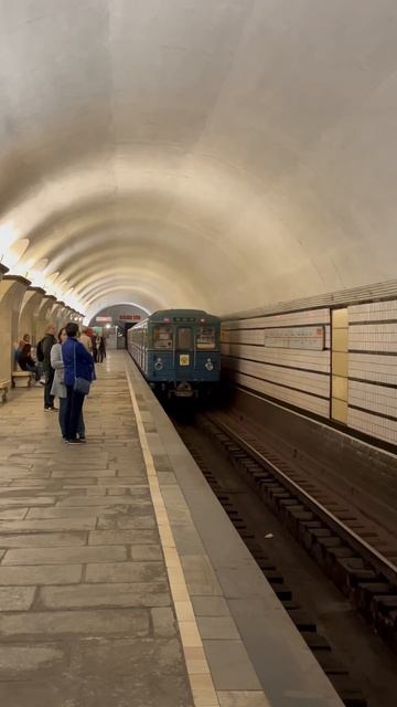 Путемер на станции Проспект Мира КРЛ #youtube #metro #москва #транспорт #shortsclip смотреть онлайн