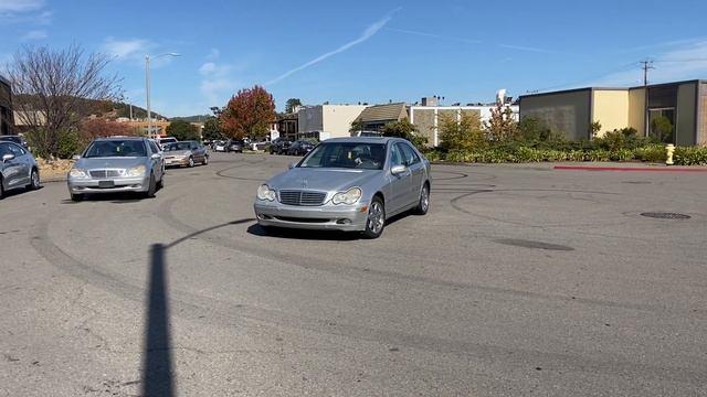 2001 Mercedes-Benz C240 смотреть онлайн