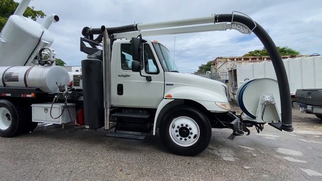 2010 International 4300 Vactor 2103 VACUUM/JETTER COMBO смотреть онлайн