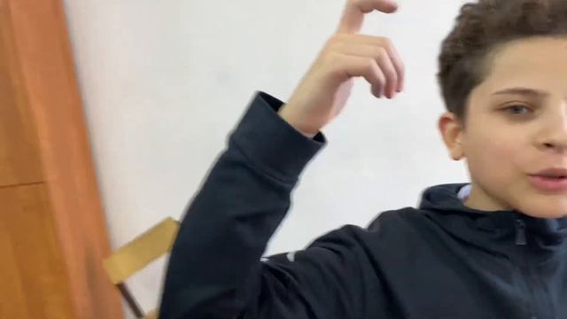 Чипирование во время игры в телефон, американская прослушка байдена смотреть онлайн