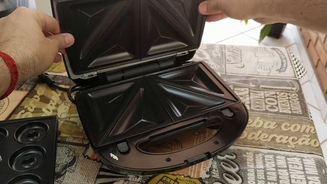 Sanduicheira 3 em 1 Sokany de 750W смотреть онлайн
