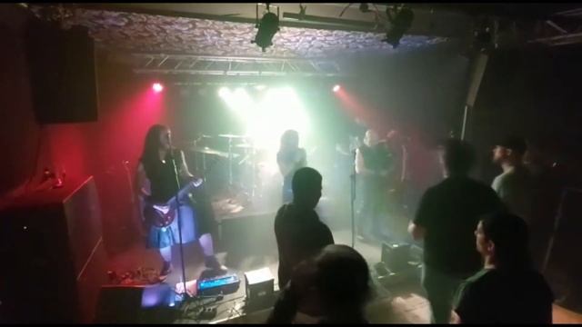 Herr Mannelig - 12 Jahre Club Wakuum смотреть онлайн