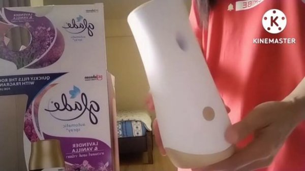 Glade Automatic Spray unboxing and installation